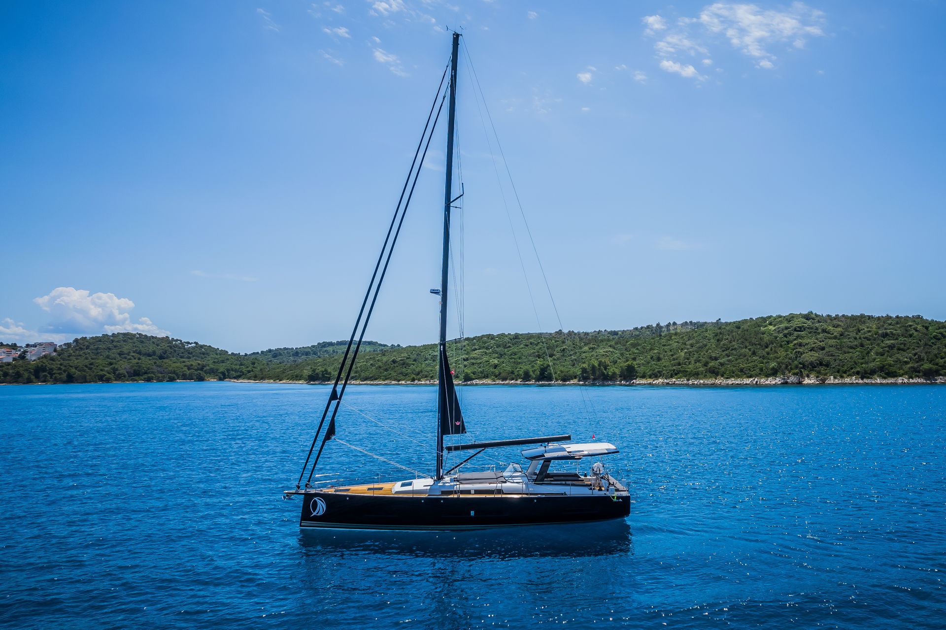 nausys-39170111-482136-n04.JPG