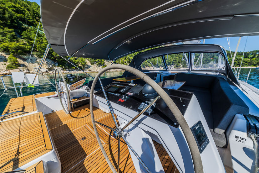 Hanse Yachts 510 Vivid