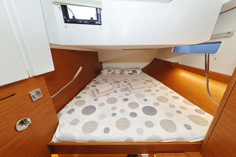 Hanse Yachts 410 Bela