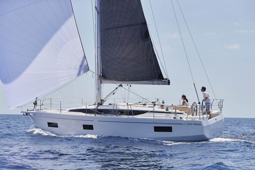 Bavaria Yachtbau 38 Aura