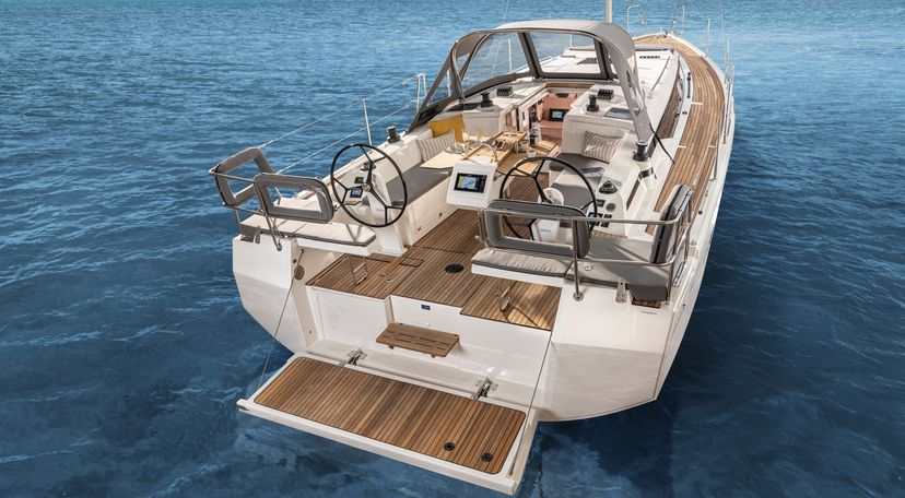 Bavaria Yachtbau 38 Aura