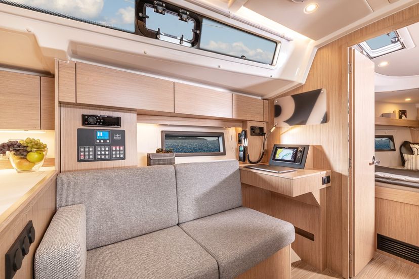 Bavaria Yachtbau 38 Aura