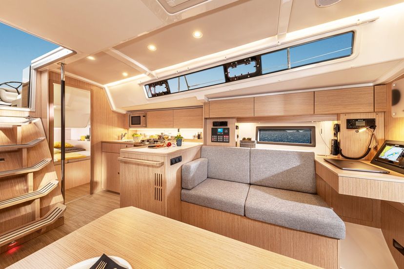 Bavaria Yachtbau 38 Aura