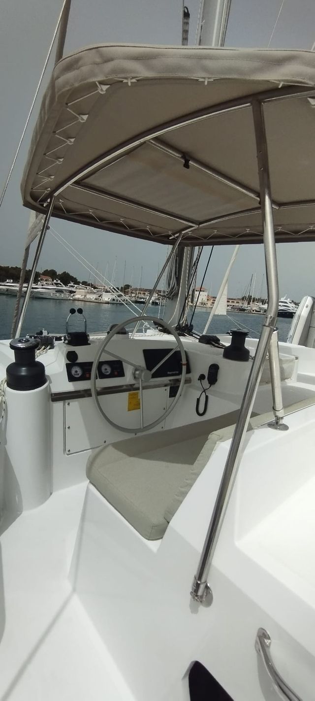 Catana 4.4 Double Trouble