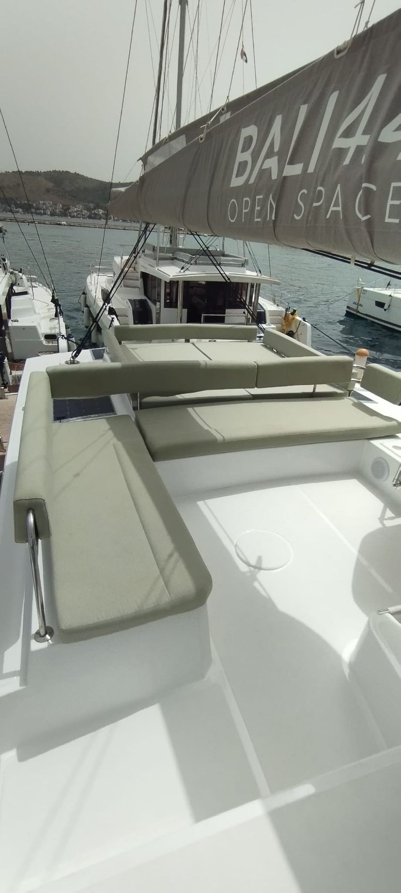 Catana 4.4 Double Trouble