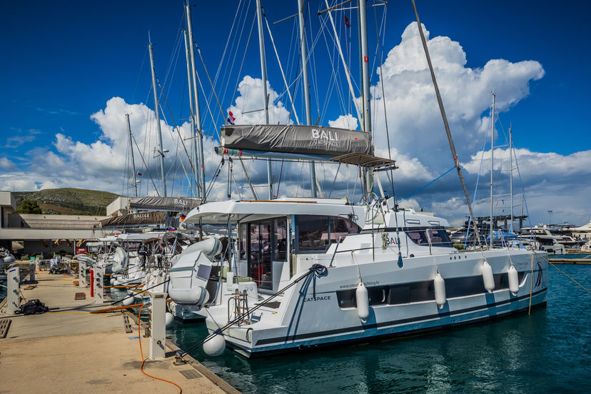 Catana CATSPACE Eternity Now