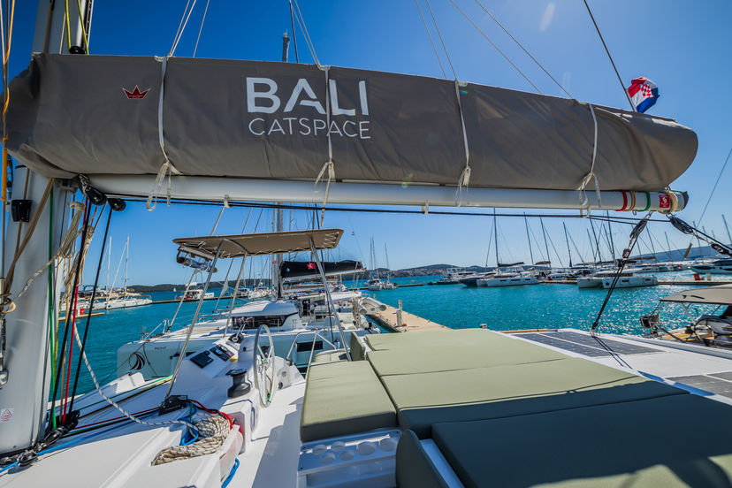 Catana CATSPACE Eternity Now