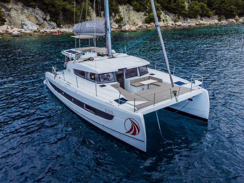 Catana 4.2 Au Soleil