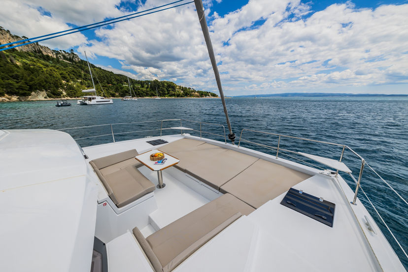 Catana 4.2 Au Soleil