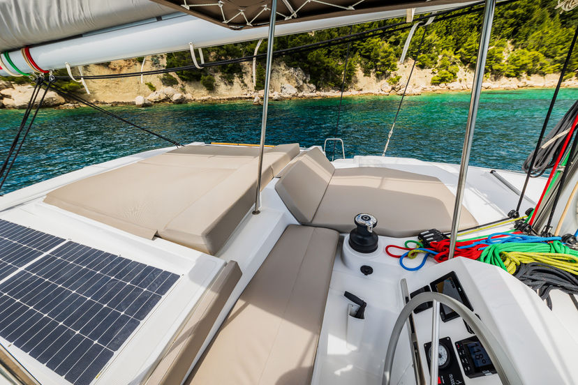 Catana 4.2 Au Soleil
