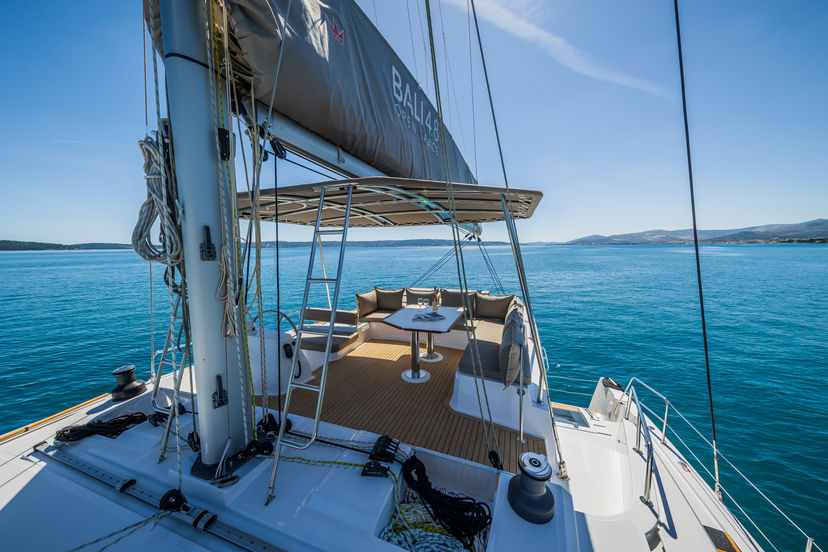 Catana 4.8  Manul