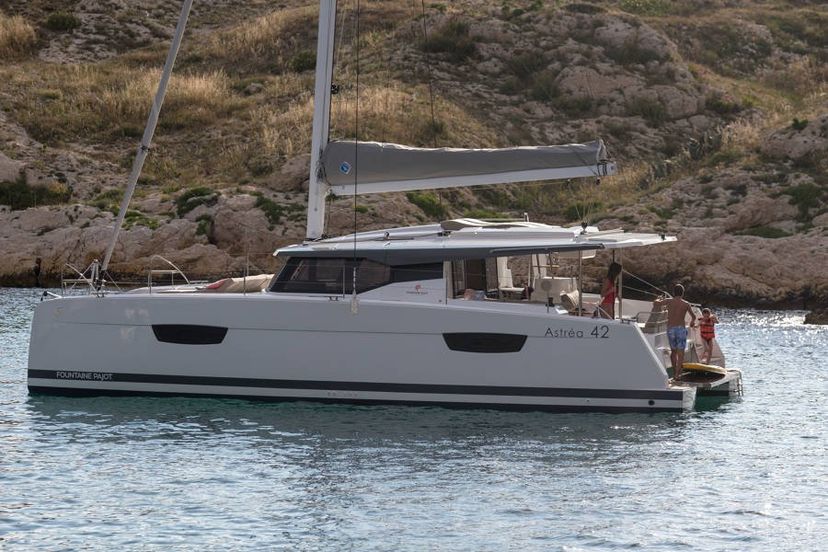 Fountaine Pajot 42 Capella 1