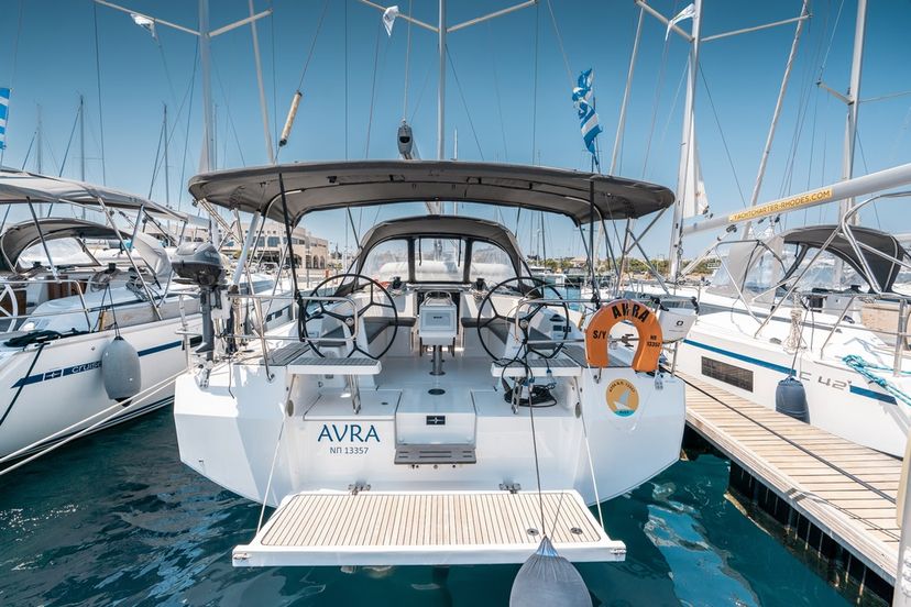 Bavaria Yachtbau C42 Avra