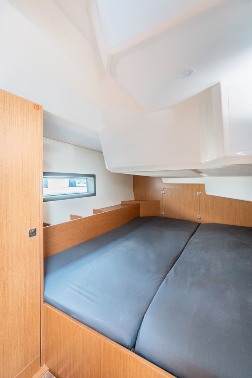 Bavaria Yachtbau C42 Avra