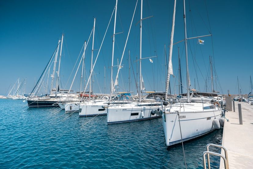 Bavaria Yachtbau C42 Harmonia