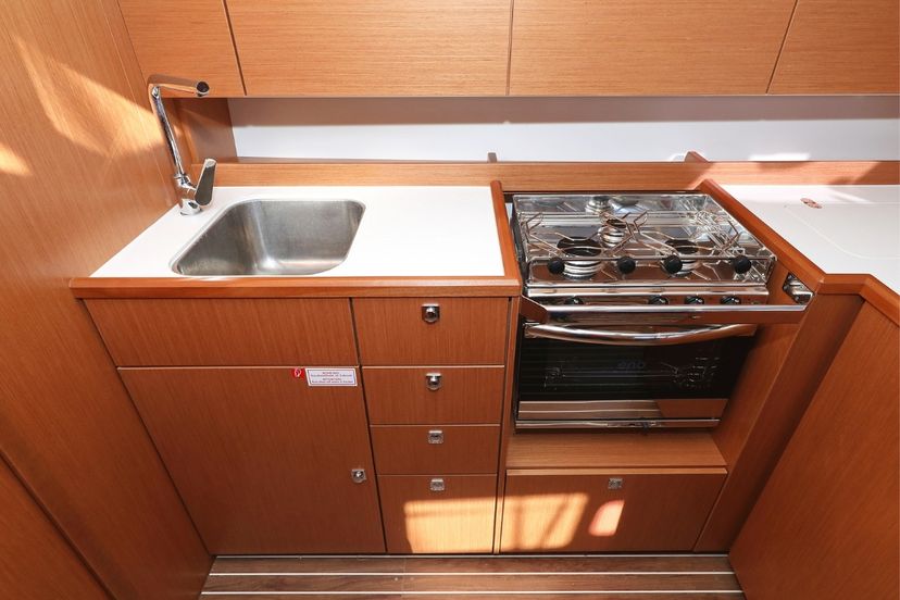 Bavaria Yachtbau C42 Summertime