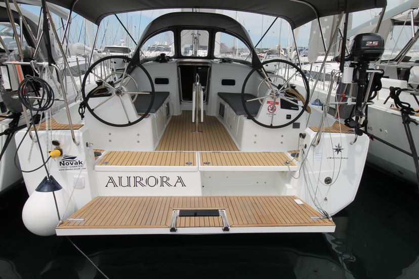 Jeanneau 38 Aurora