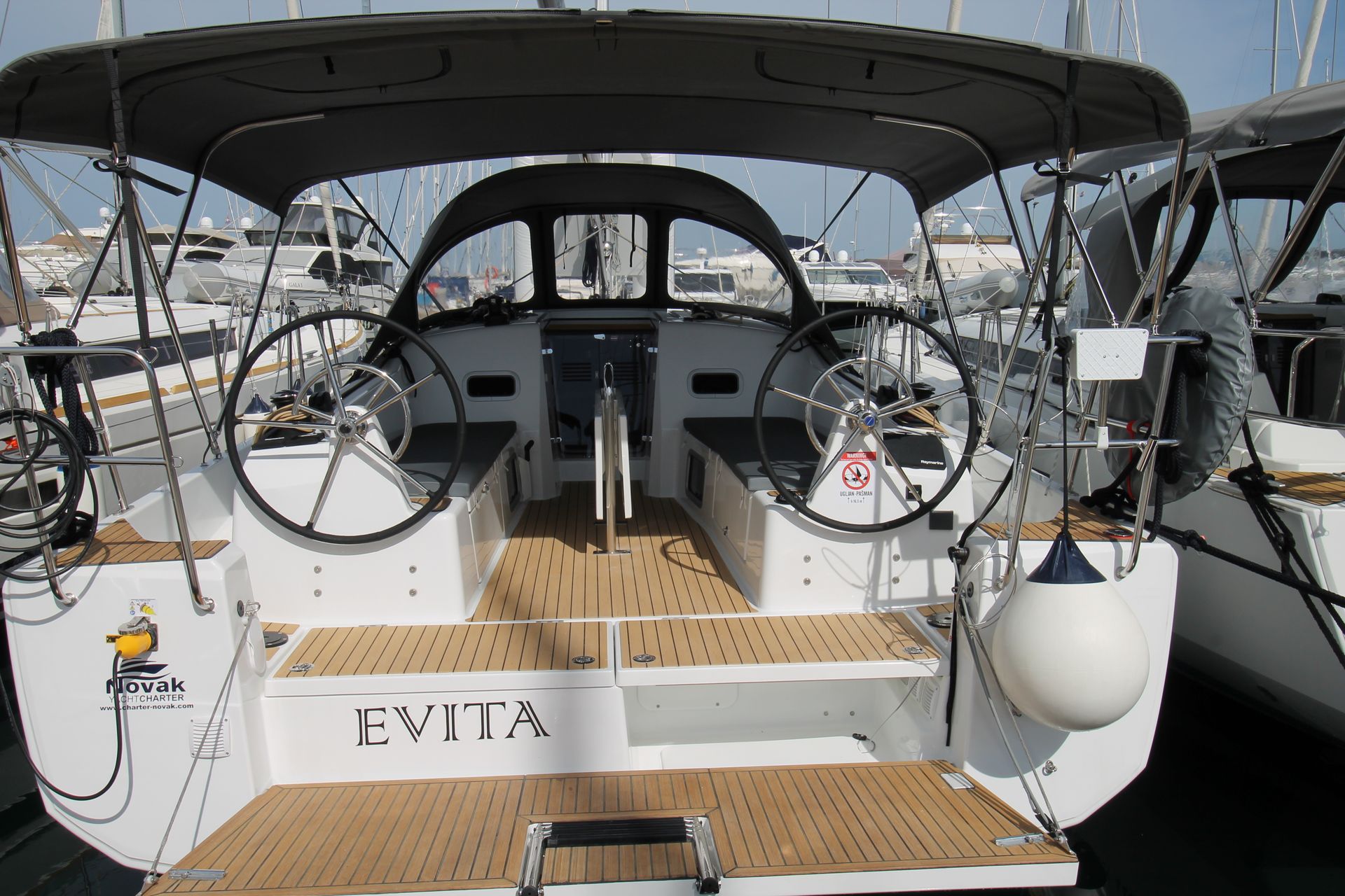 nausys-39391197-1093578-main.JPG