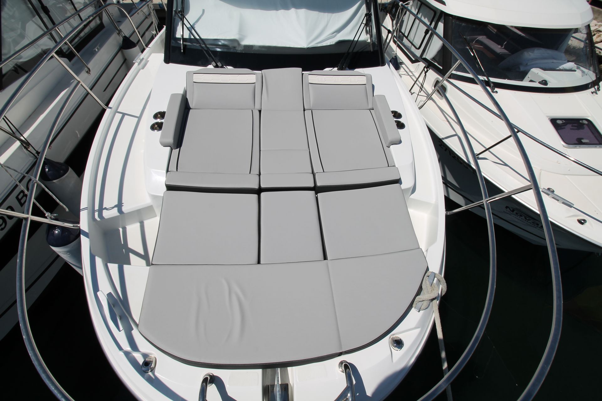 nausys-39391748-1093578-n2.JPG