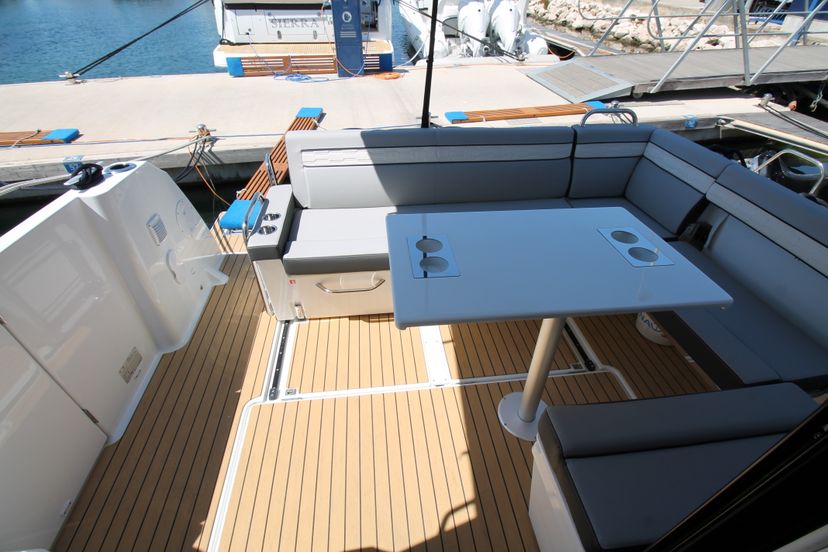 Jeanneau MERRY FISHER 895 Navis Amoris