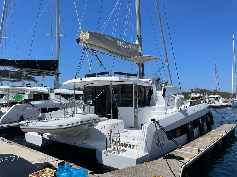 Catana 4.2 Jackpot
