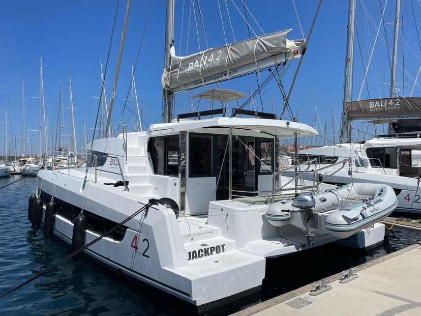 Catana 4.2 Jackpot