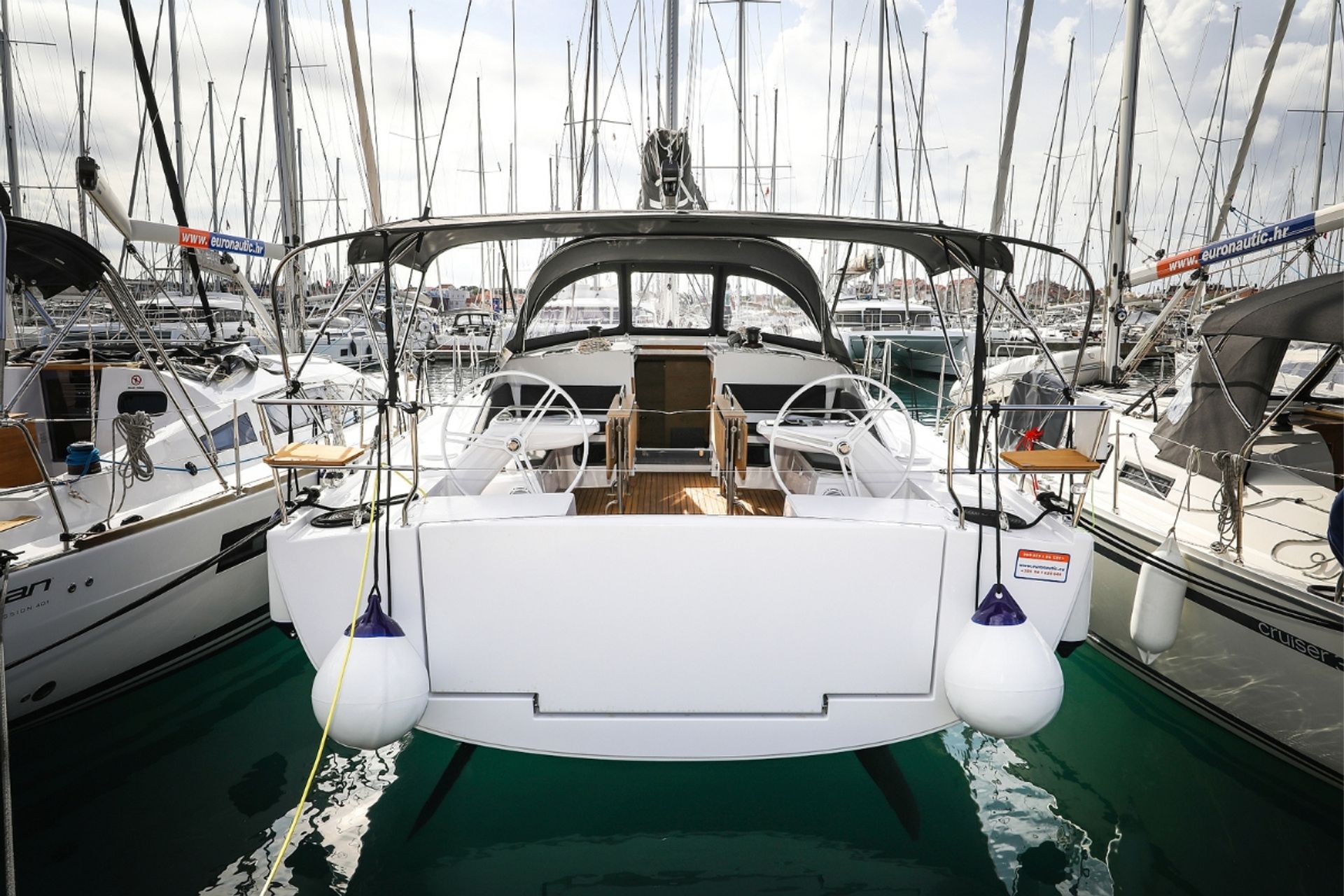 nausys-39466914-112021-main.jpg