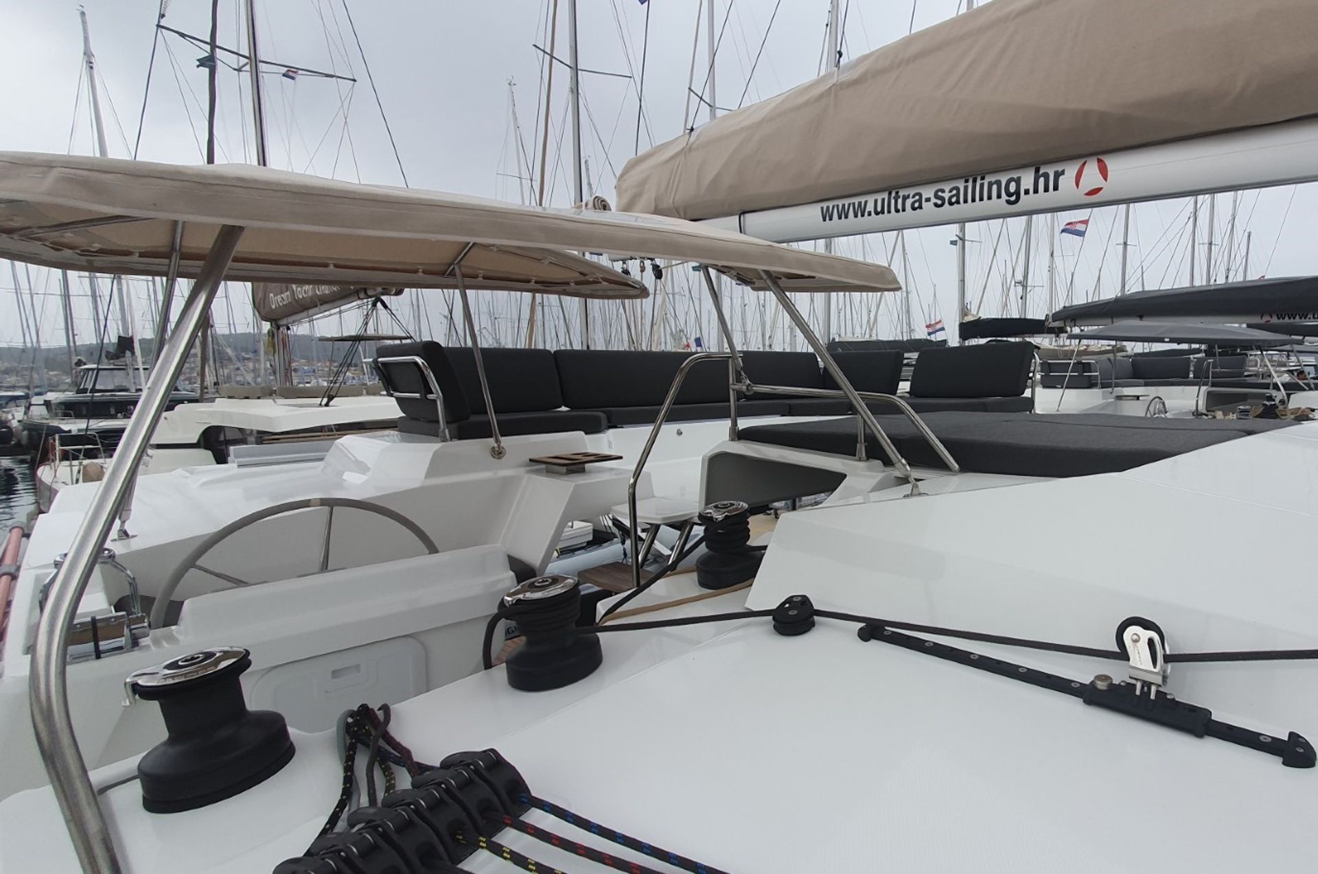 nausys-39490384-100556-n2.jpg