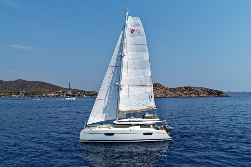 Fountaine Pajot 47 Helidoni