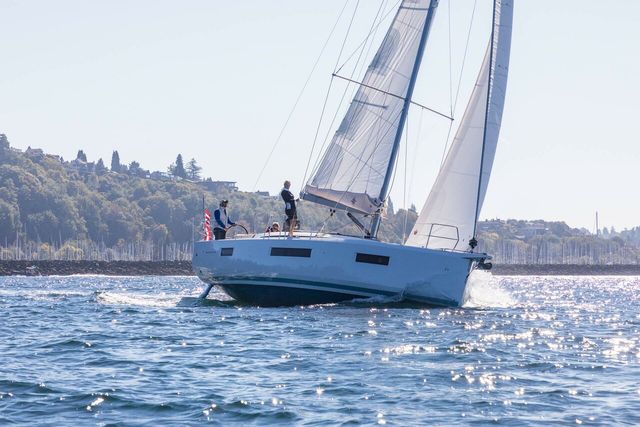 Jeanneau 40 tam elli