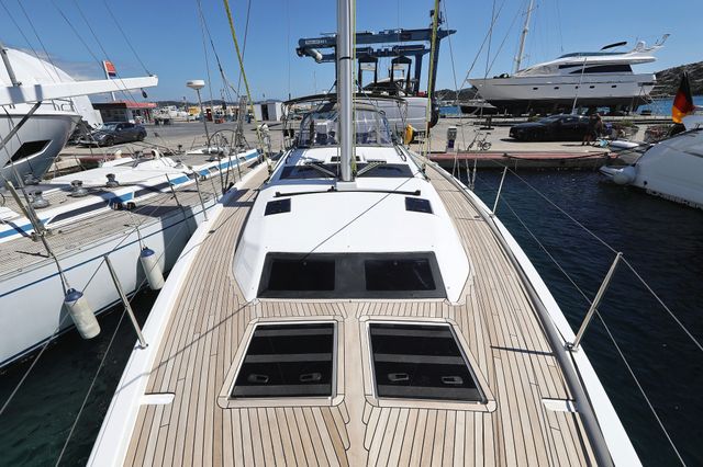 Dufour Yachts 44 Timeless