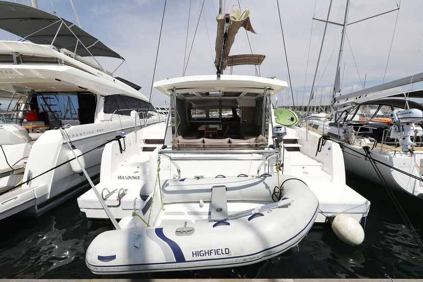 Catana 4.1 Sea Lounge