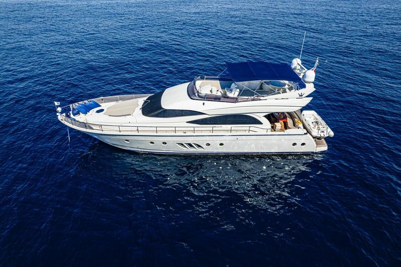 Dominator 62 Discovery