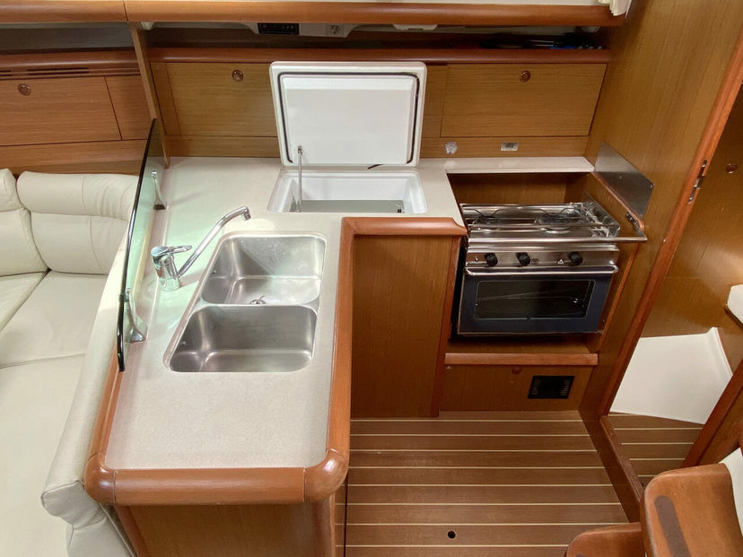 Jeanneau 37 Nivius