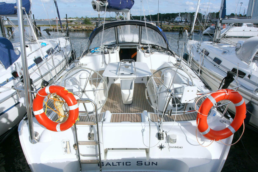 Jeanneau 43 Baltic Sun