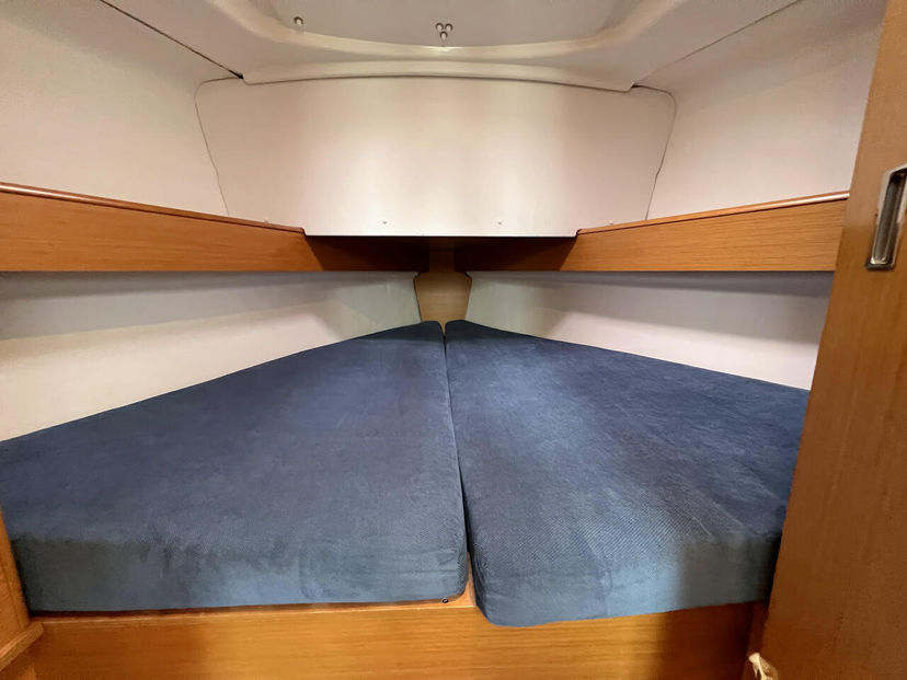 Jeanneau SUN ODYSSEY 30I Lightning