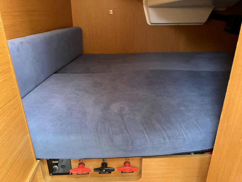 Jeanneau SUN ODYSSEY 30I Lightning