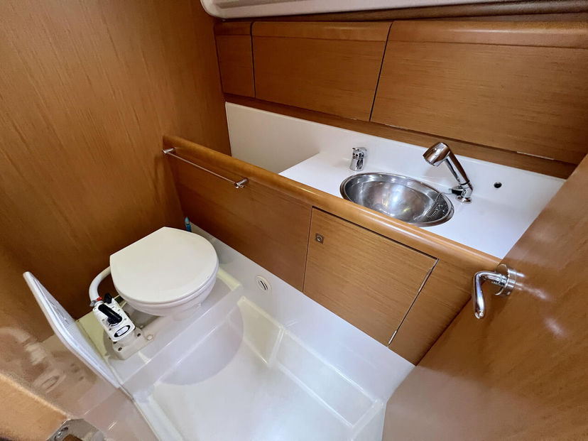 Jeanneau SUN ODYSSEY 30I Lightning