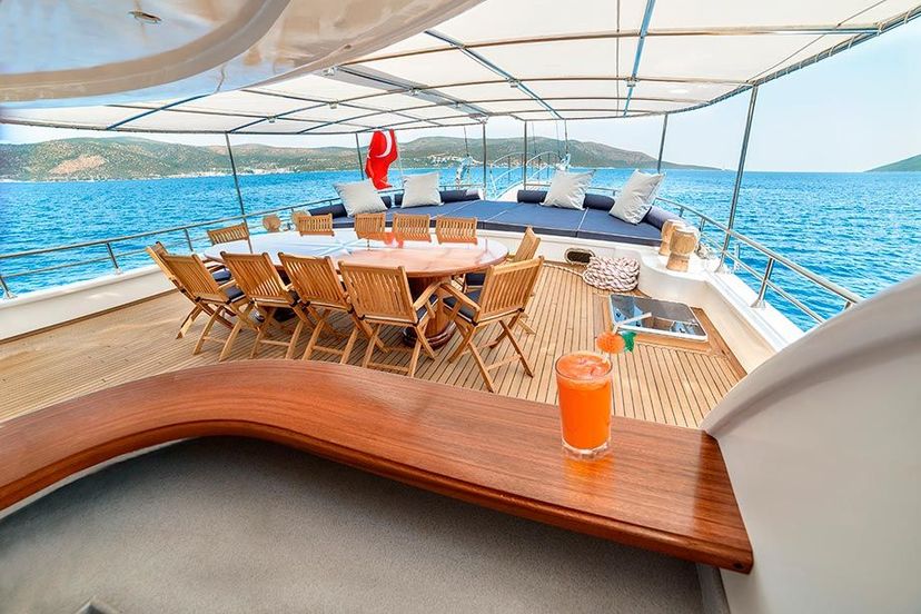 Custom Made Bella Mare