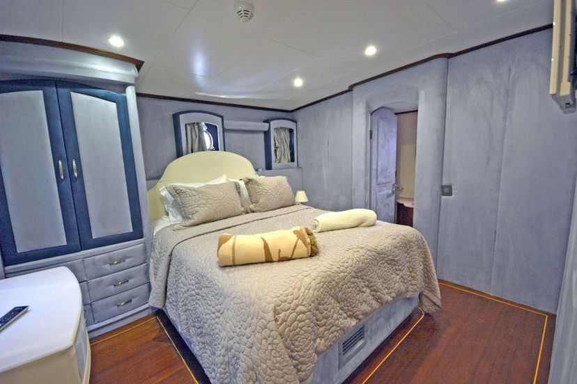 Custom Made Bella Mare