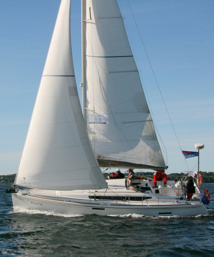 Jeanneau 37 Pluto