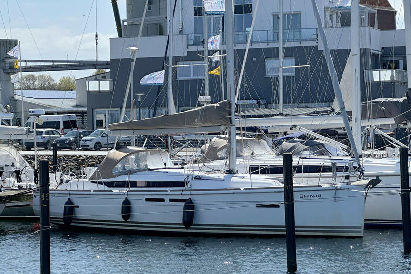 Jeanneau 40 Shinju