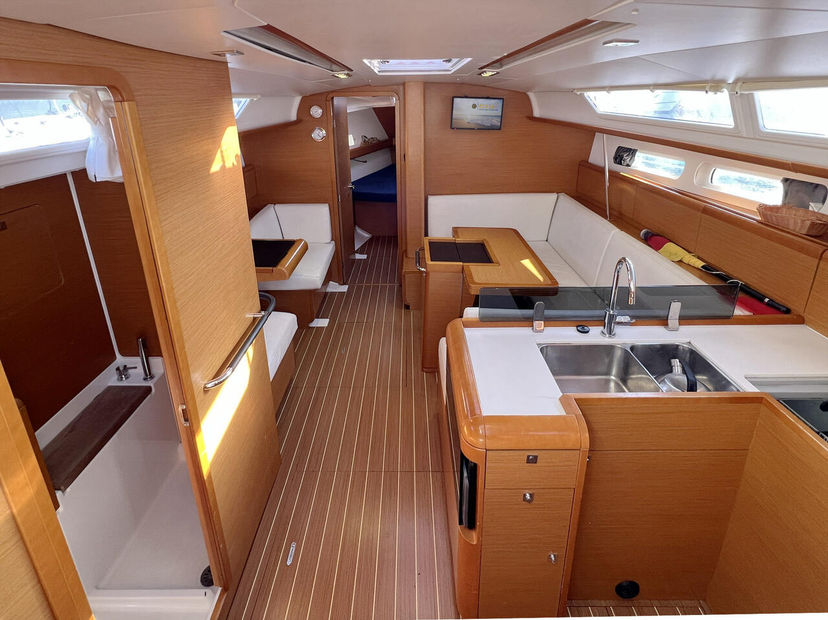 Jeanneau 40 Shinju