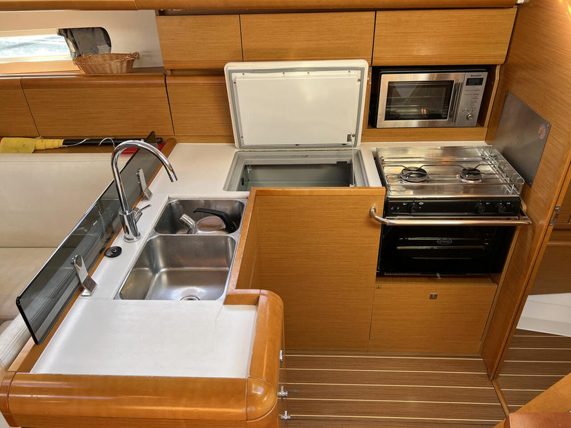 Jeanneau 40 Shinju