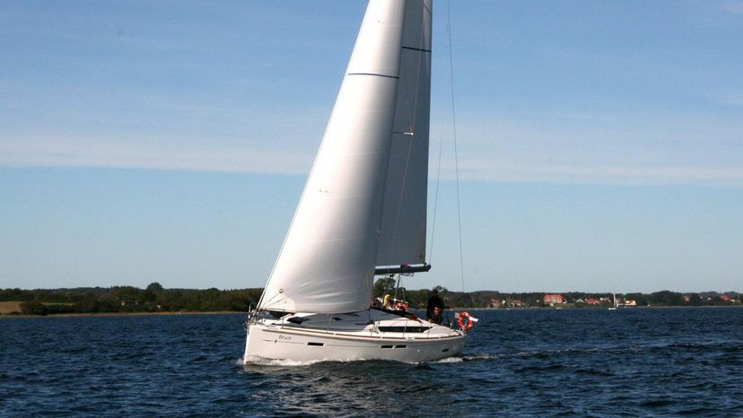 Jeanneau 43 Bruce