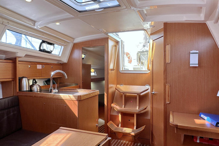 Bavaria Yachtbau CRUISER 33 Claysea