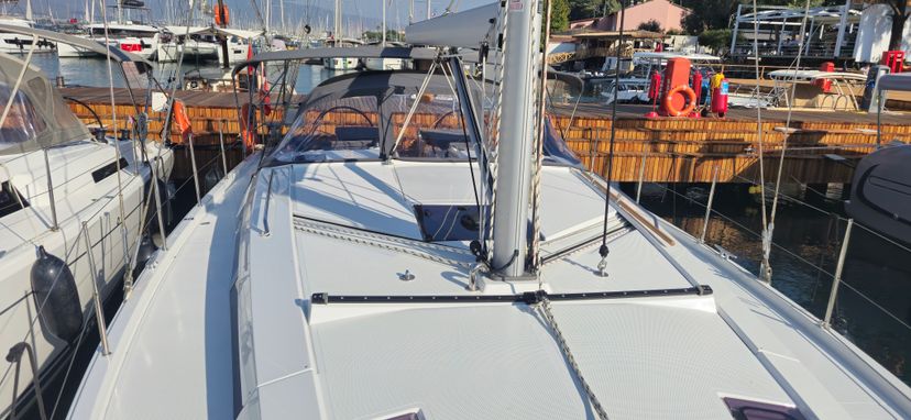 Hanse Yachts 410 Demirs