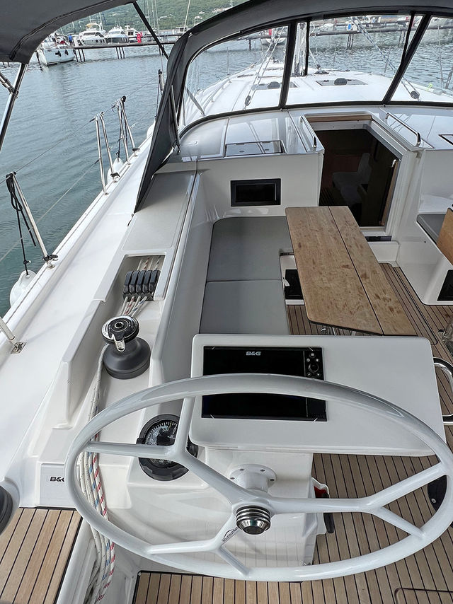Bavaria Yachtbau 45 Sunny