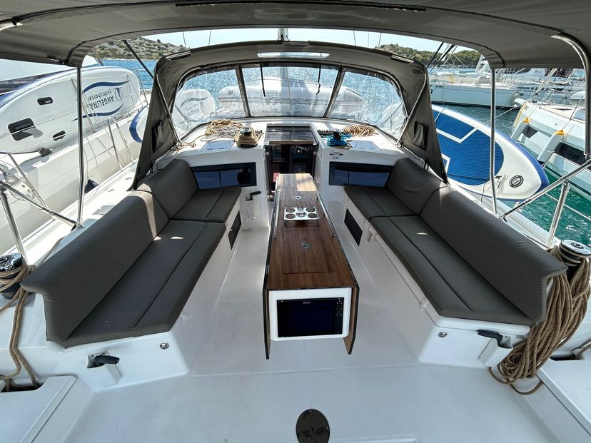 Dufour Yachts 47 Energy