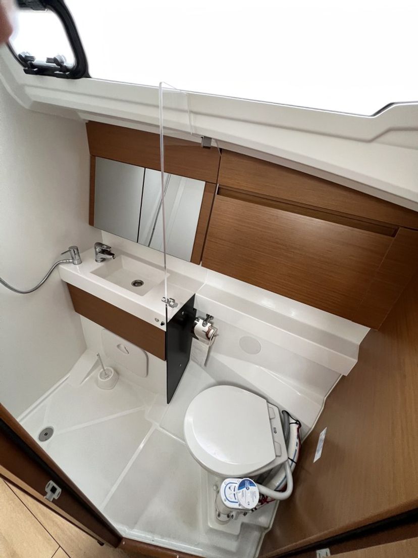 Jeanneau 410 Anika
